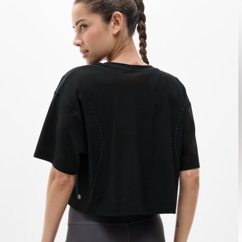 Athleta Zephyr Cropped Lightweight Loose Short Sleeve Ribbed Shirt Black Small - Picture 15 of 15